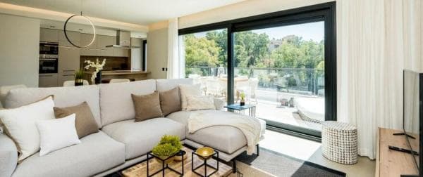 Duplex en venta en Barrio Los Naranjos, Marbella thumbnail 2