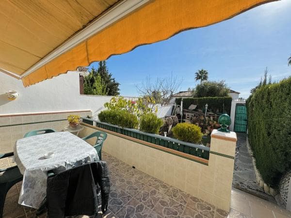 Chalet adosado en venta en Urbanizacion N Andalucia L, 28 , Marbella thumbnail 1