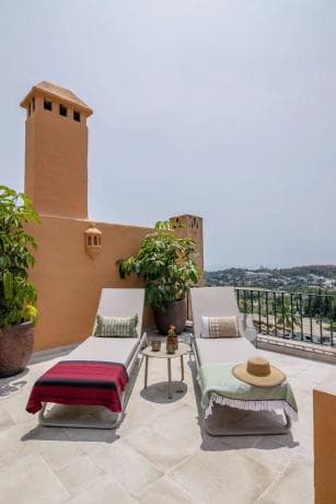 Duplex en venta en Barrio Los Naranjos, Marbella thumbnail 2