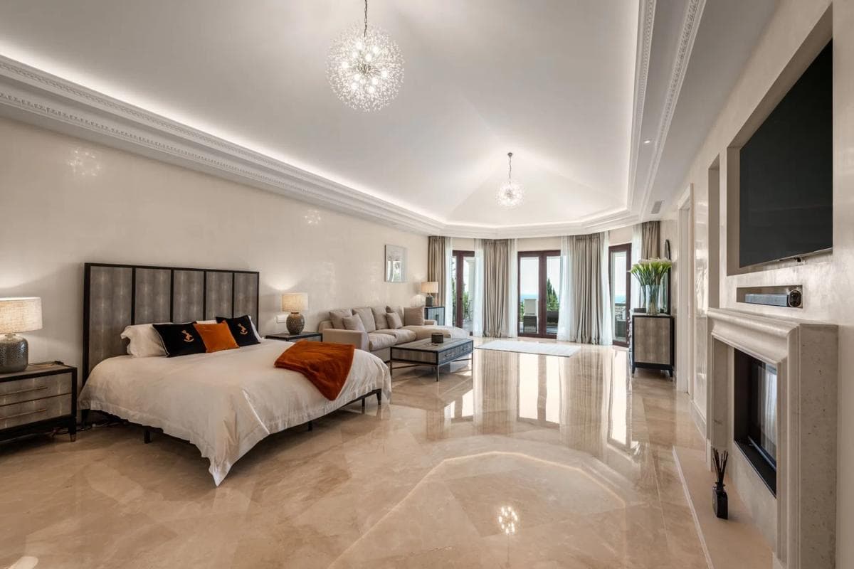 Sprzedaż niezależnego domku jednorodzinnego w Calle Wagner, Marbella photo 2