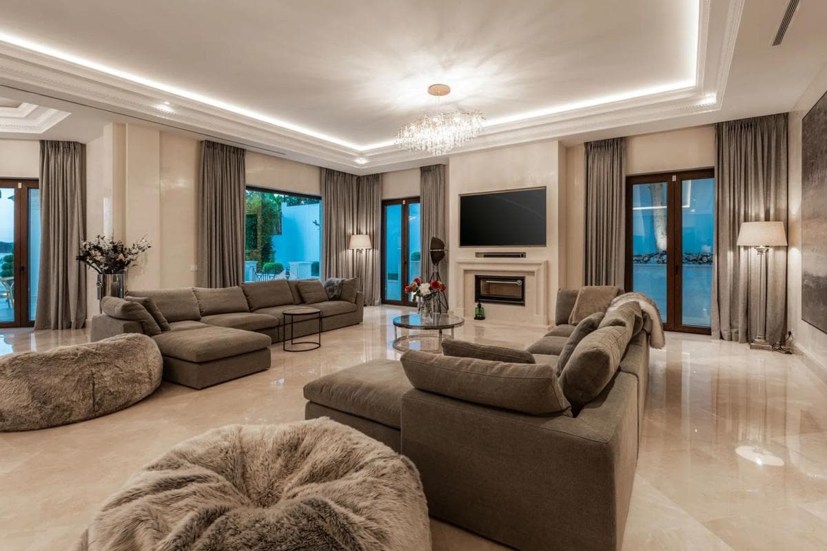 Sprzedaż niezależnego domku jednorodzinnego w Calle Wagner, Marbella photo 4
