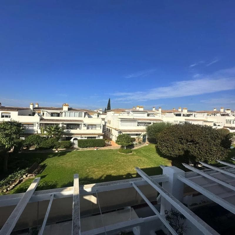 Sale of apartment in Camino de los manchones, Marbella
photo 4