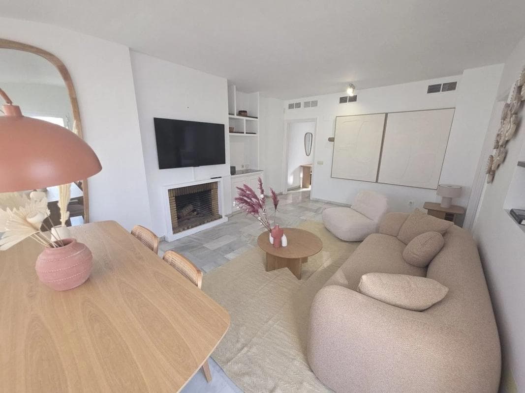 Sale of apartment in Camino de los manchones, Marbella
photo 5