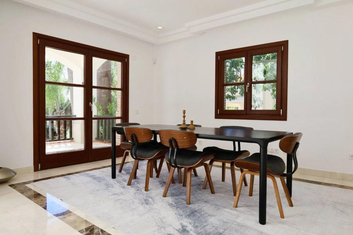 Sprzedaż niezależnego domku jednorodzinnego w Barrio Nagüeles, Marbella photo 2