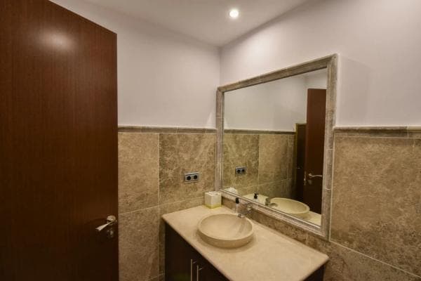 Chalet adosado en venta en Calle Pléyades, 28 , Marbella thumbnail 1