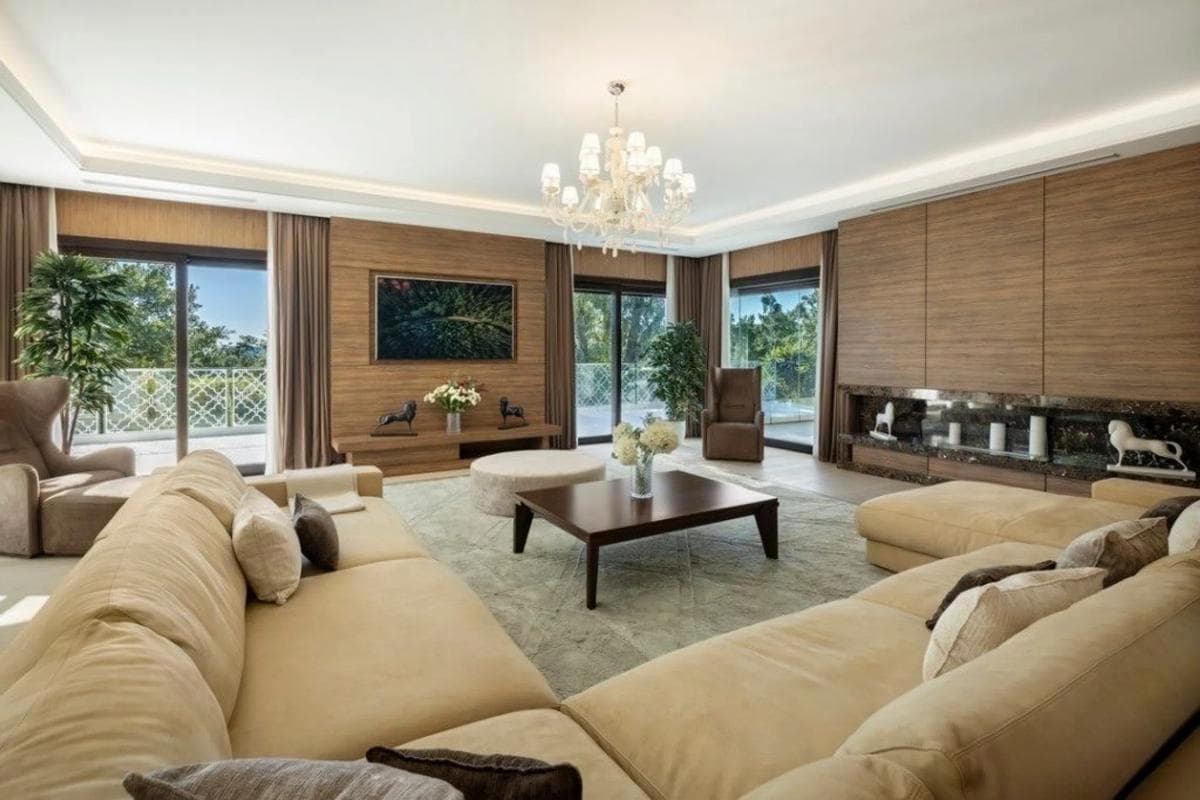 Venta de chalet independiente en Barrio Los Naranjos, Marbella
photo 3