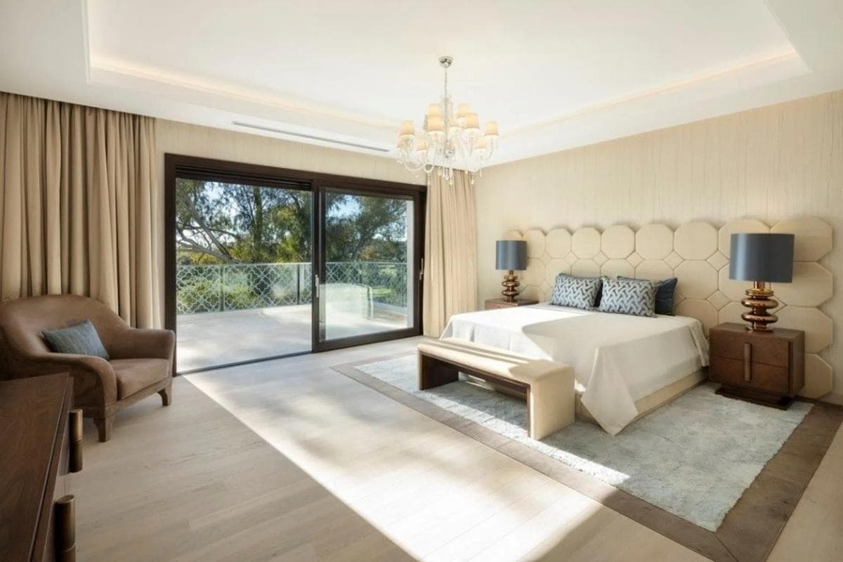Venta de chalet independiente en Barrio Los Naranjos, Marbella
photo 4