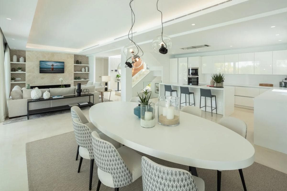 Venta de chalet independiente en Barrio Los Naranjos, Marbella
photo 3