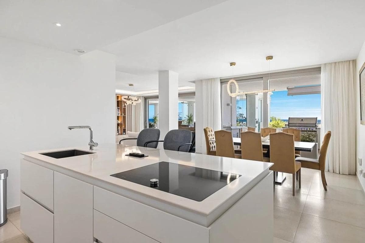 Venta de piso en Barrio Los Naranjos, Marbella
photo 5
