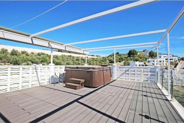 Independent chalet for sale in Calle Casiopea 5F, Marbella
thumbnail 1