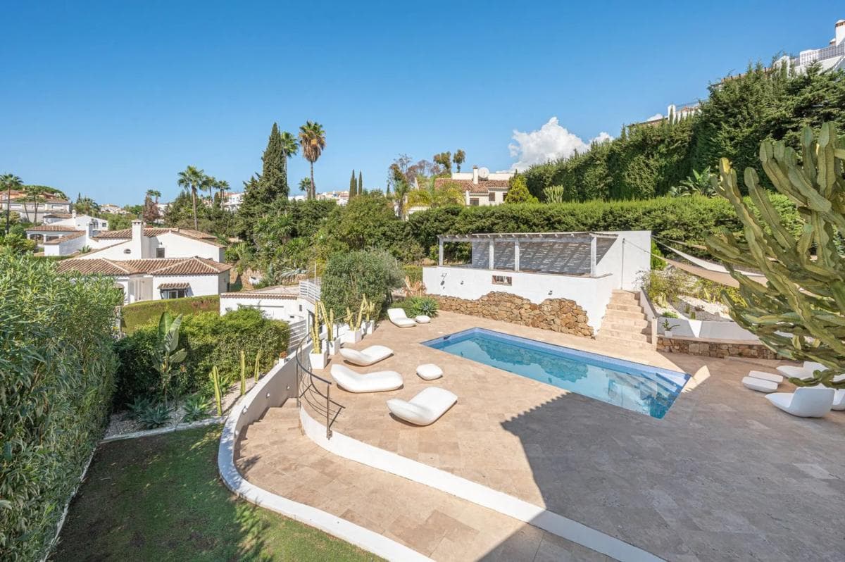 Продажа отдельного шале в Urbanizacion N Andalucia 8H, Марбелла photo 3