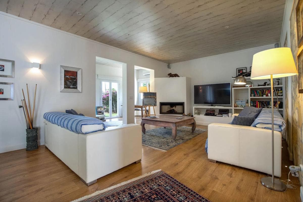 Sale of independent chalet in Barrio Los Naranjos, Marbella
photo 4