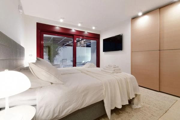 Independent chalet for sale in Barrio Los Naranjos, Marbella
thumbnail 1