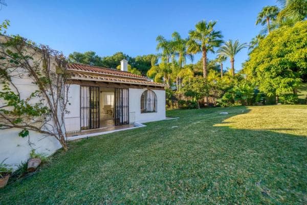 Chalet independiente en venta en Barrio Nueva Andalucía, Marbella
thumbnail 2