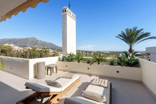 Duplex en venta en Barrio Nueva Andalucía, Marbella thumbnail 2