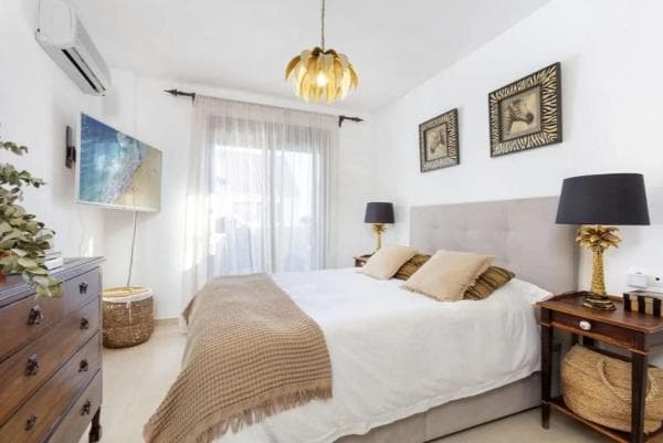 Piso en venta en Calle el Califa, Marbella
thumbnail 2