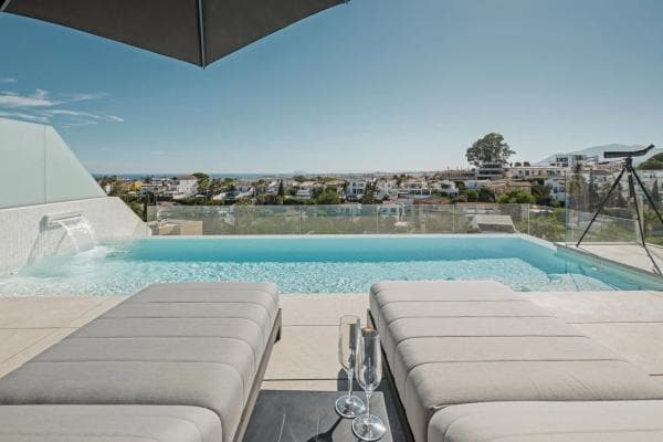 Chalet pareado en calle 02b Nva Andaluc photo 1