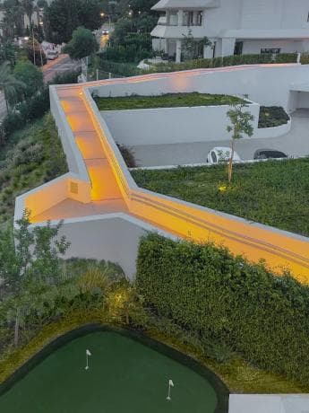 Chalet pareado en calle 02b Nva Andaluc thumbnail 1
