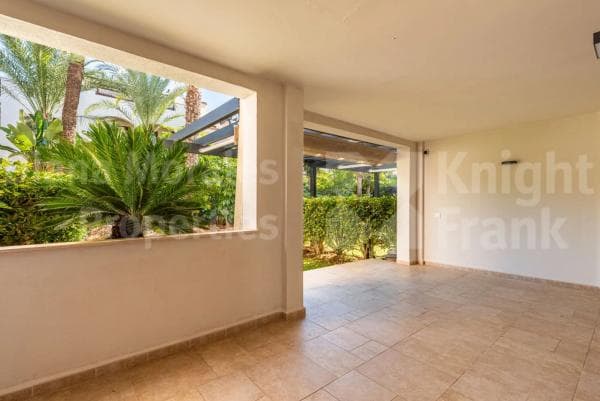 Piso en venta en Urbanizacion a Nueva Andalucia, 18, Marbella
photo 1