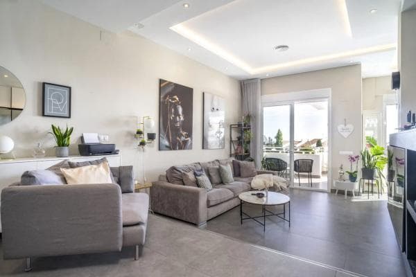 Apartment for sale in Barrio Nueva Andalucía, Marbella thumbnail 2