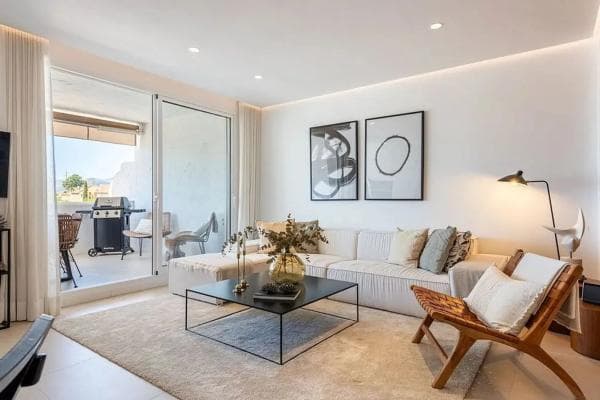 Apartment for sale in Calle de las Adelfas, 1, Marbella thumbnail 1