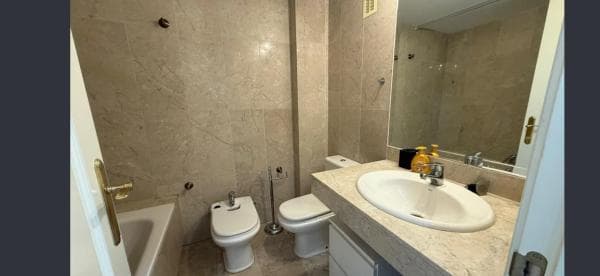 Piso en venta en Calle los Tilos, 11, Marbella
thumbnail 1