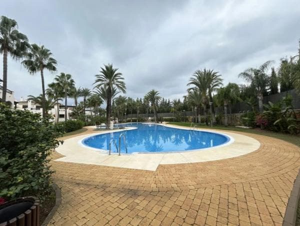 Piso en venta en Barrio Nueva Andalucía, Marbella
photo 1