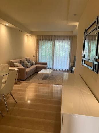 Piso en venta en Calle de las Adelfas, 5, Marbella
thumbnail 1