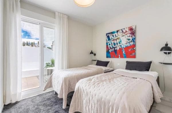 Duplex en venta en Calle Yedras, 10, Marbella thumbnail 2