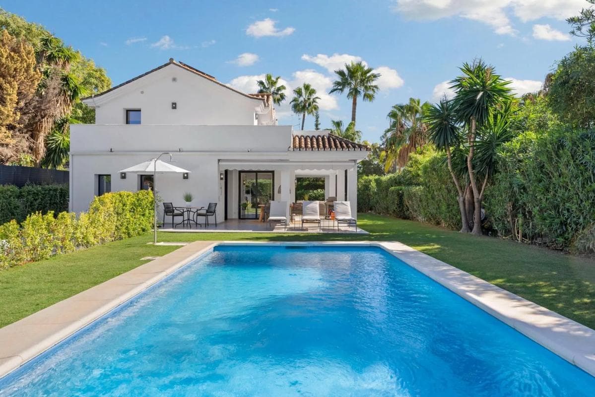 Venta de chalet independiente en Barrio Nueva Andalucía, Marbella
photo 5