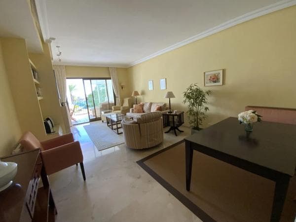 Piso en venta en Urbanizacion N Andalucia 7B, Marbella
thumbnail 1