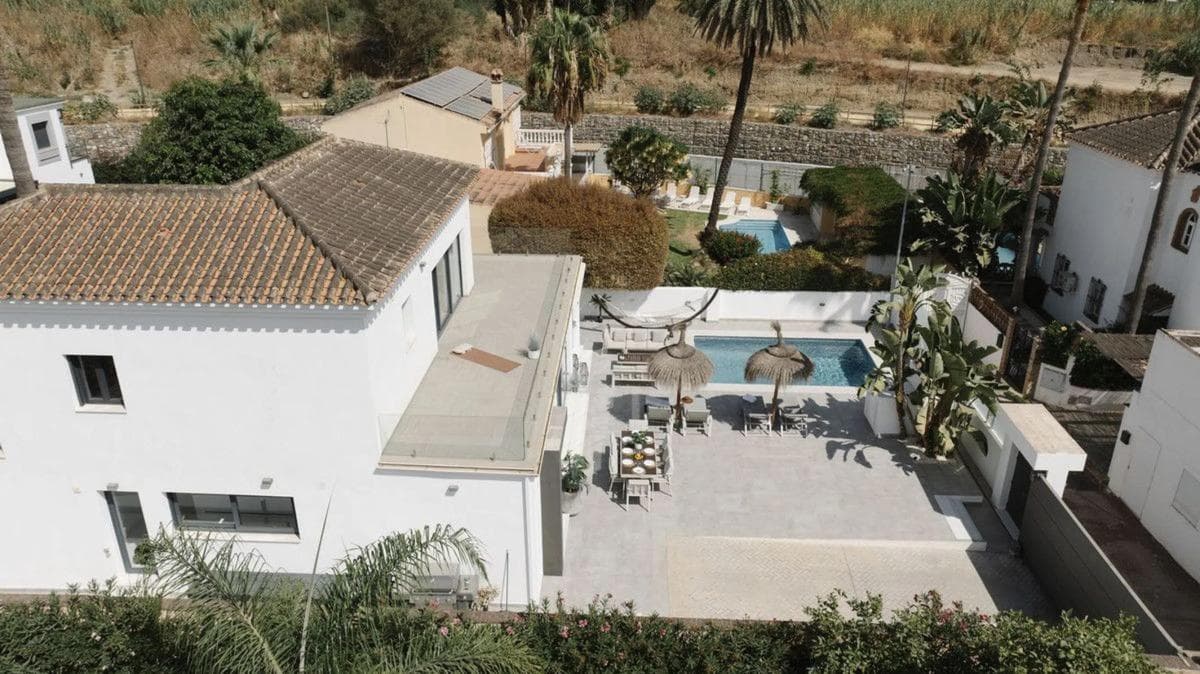 Venta de chalet independiente en Calle 03B Nva Andaluc, Marbella
photo 3