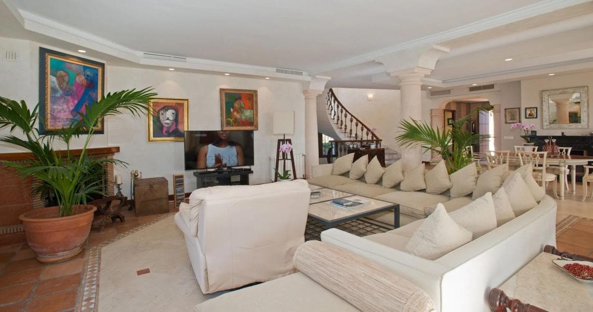 Venta de chalet independiente en Barrio Nueva Andalucía, Marbella
photo 4
