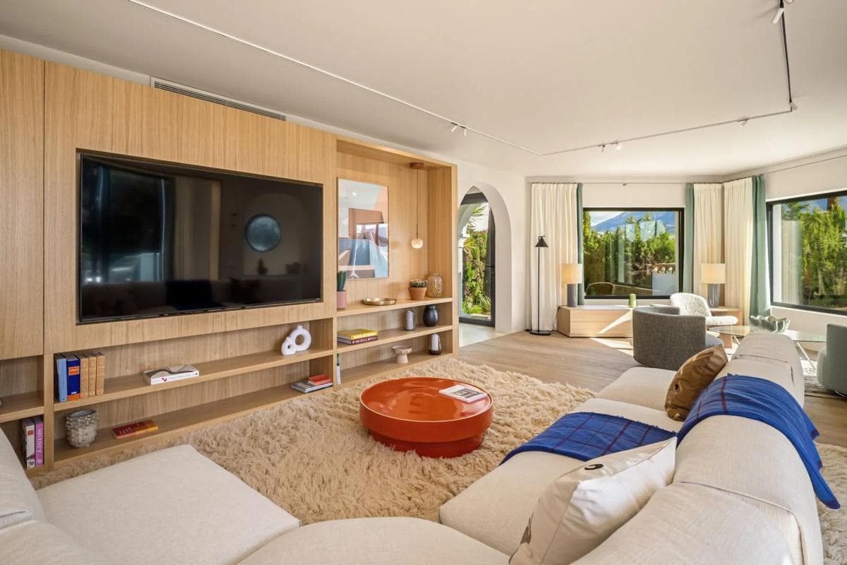 Venta de chalet independiente en Barrio Nueva Andalucía, Marbella
photo 2