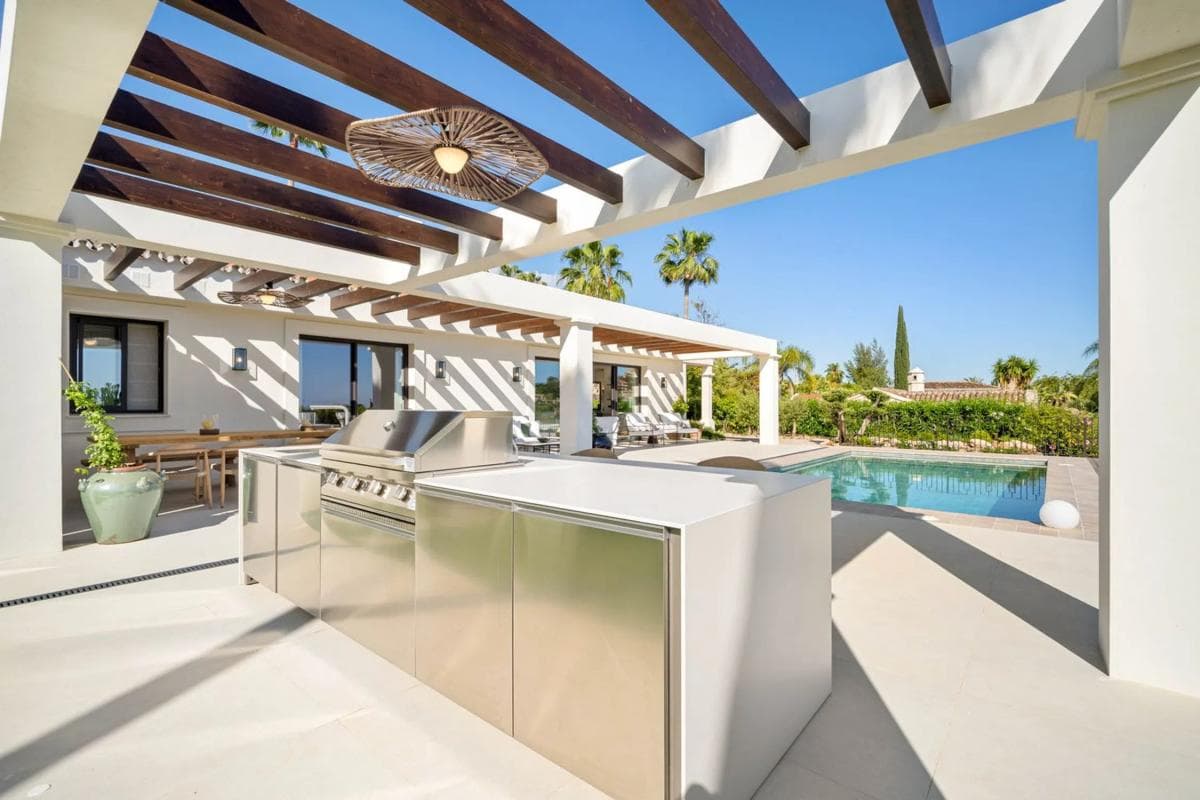 Venta de chalet independiente en Barrio Nueva Andalucía, Marbella
photo 2