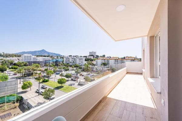 Piso en venta en Barrio Nueva Andalucía, Marbella
photo 1