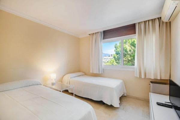 Piso en venta en Calle las Acacìas s/n, Marbella
thumbnail 1
