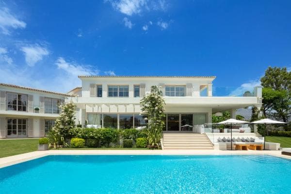 Chalet independiente en venta en Barrio Nueva Andalucía, Marbella
photo 1