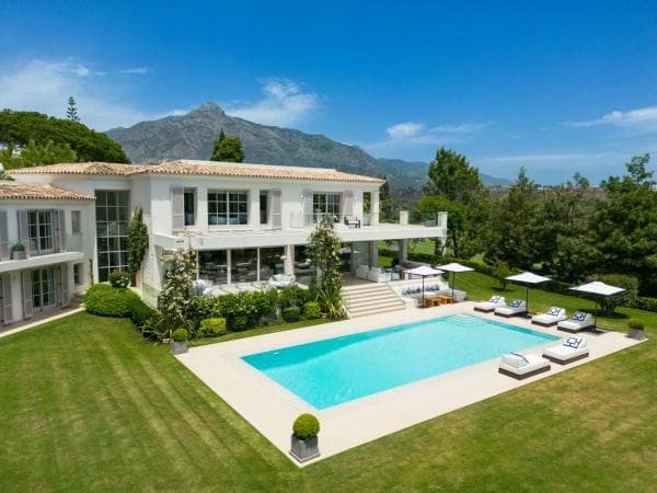 Chalet independiente en venta en Barrio Nueva Andalucía, Marbella
thumbnail 2