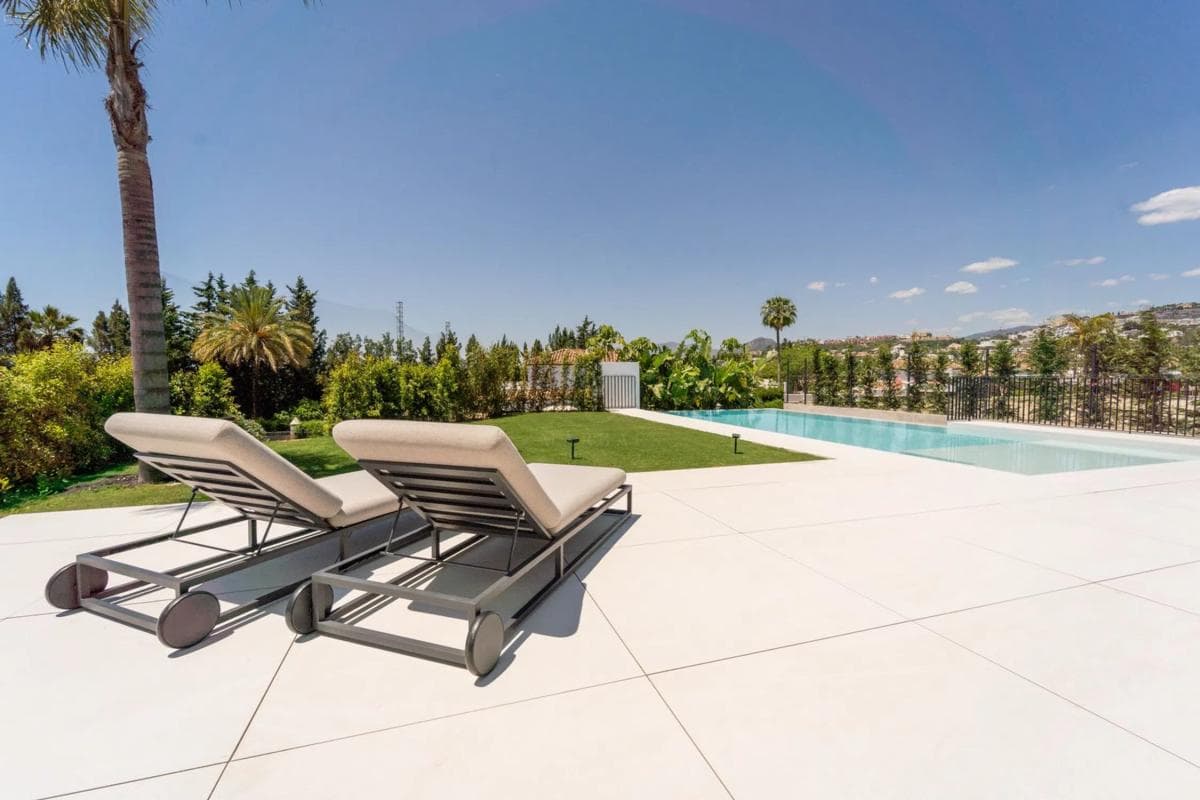 Venta de chalet independiente en Barrio Nueva Andalucía, Marbella
photo 3