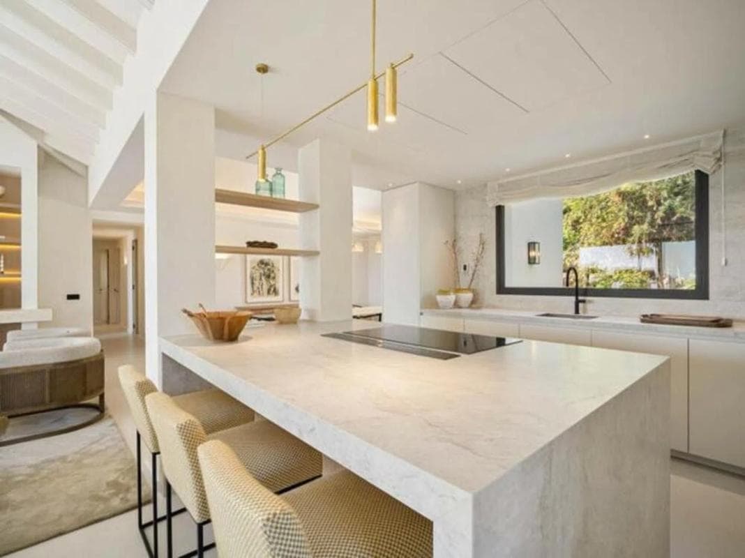 Venta de chalet independiente en Calle el Califa, Marbella
photo 4