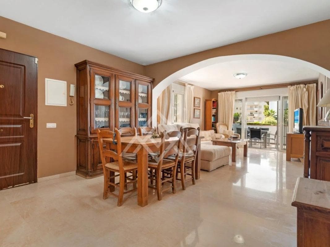 Venta de piso en Calle las Acacìas, Marbella
photo 3