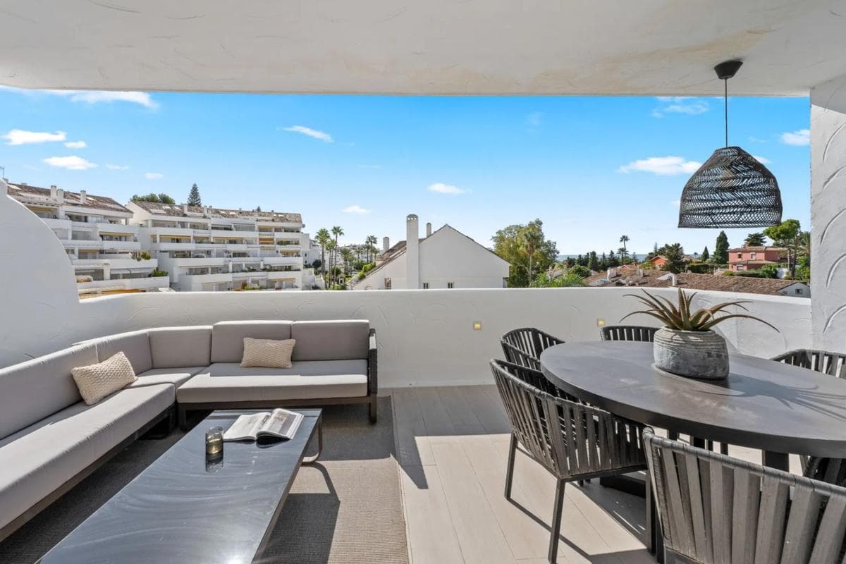 Venta de piso en Barrio Nueva Andalucía, Marbella
photo 2