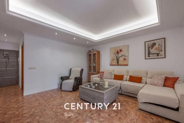 Piso en venta en Calle los Jazmines, 66 B, Marbella
thumbnail 1