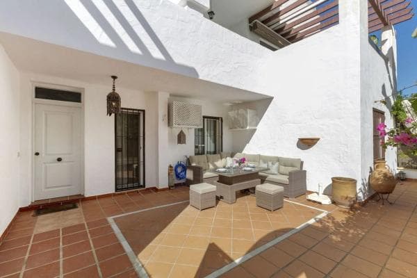 Piso en venta en Calle las Ventas, 2, Marbella
thumbnail 1