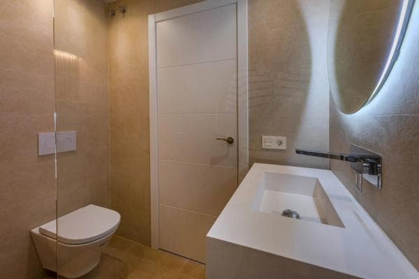 Piso en venta en Calle de las Adelfas, Marbella
photo 1