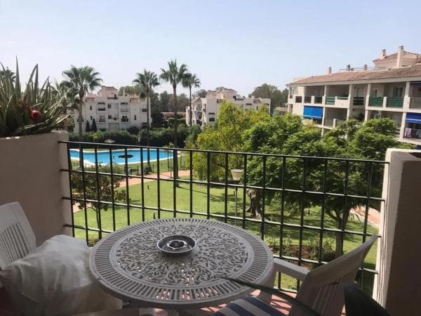 Piso en venta en Calle los Jazmines, 11, Marbella
photo 1