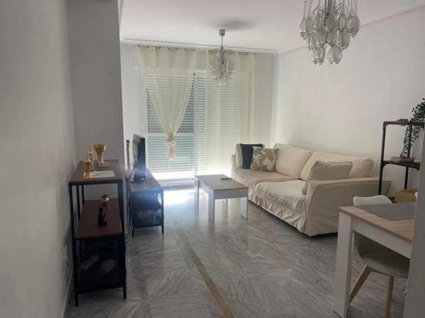 Piso en venta en Calle los Jazmines, 11, Marbella
thumbnail 2