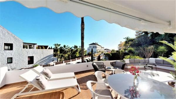 Piso en venta en Barrio Nueva Andalucía, Marbella
photo 1