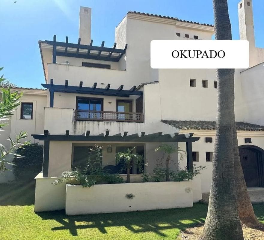 Venta de piso en Calle de las Adelfas, Marbella
photo 4